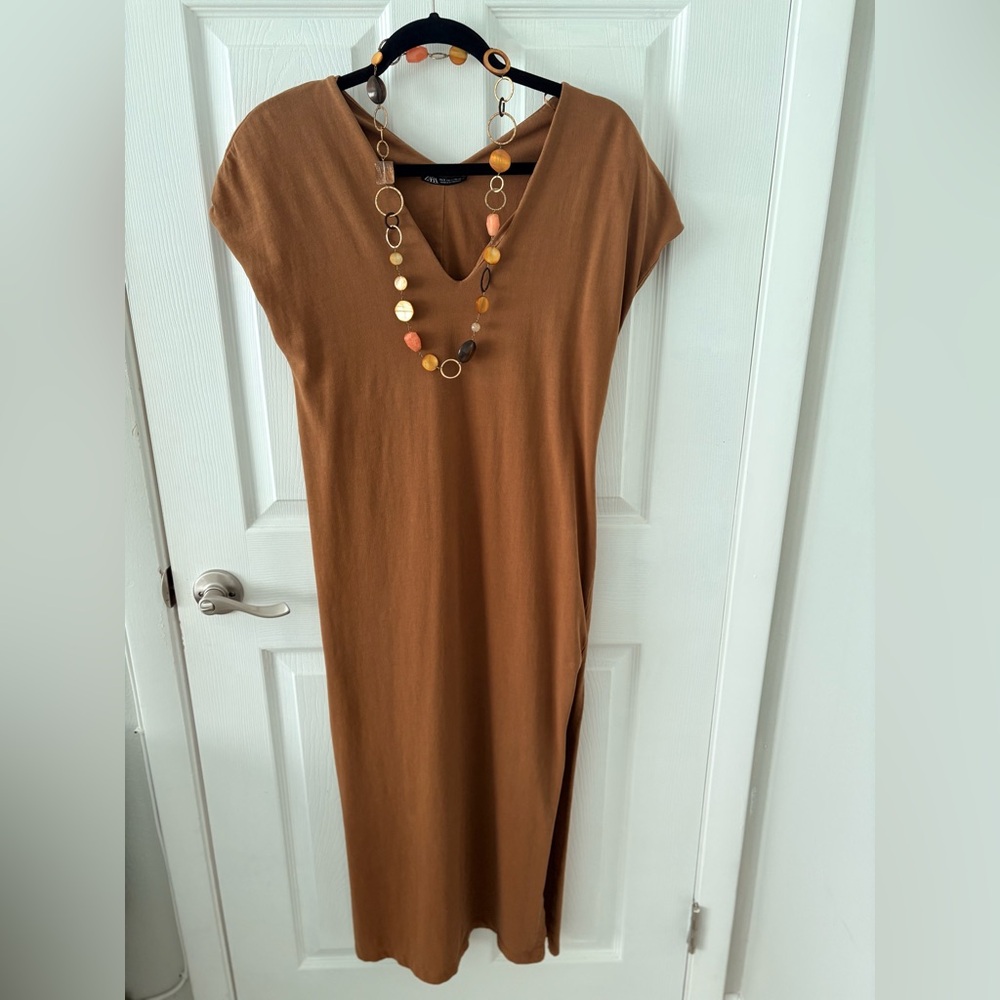 ZARA 100% Cotton Midi Dress in Caramel Brown with Stella & Dot Necklace. - Picture 2 of 6